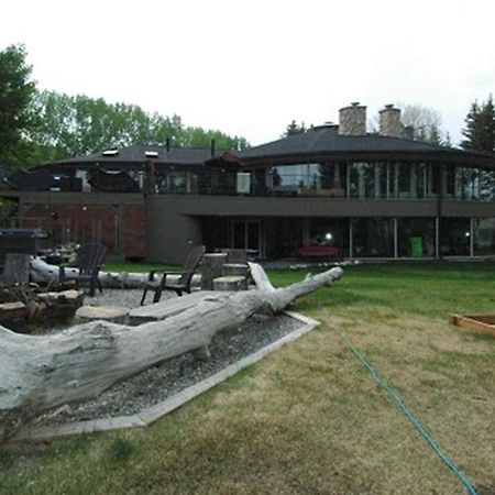 Bed and Breakfast Roundhouse Grotto YYC Exterior foto